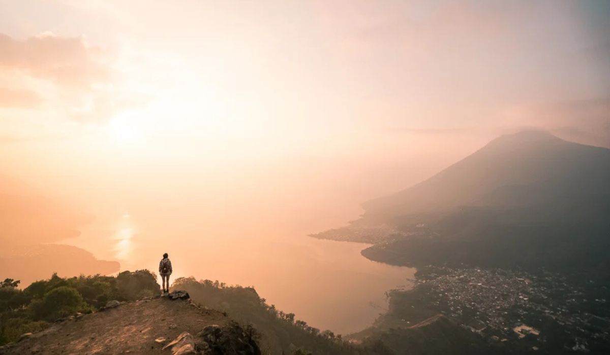 410+ Sunrise Instagram Captions Inspiring Quotes for Golden Hour